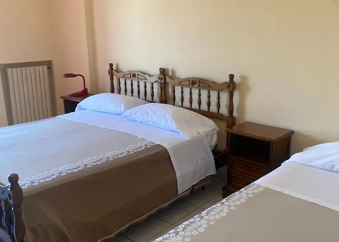 Alojamento de Acomodação e Pequeno-almoço Al Torrione 3*